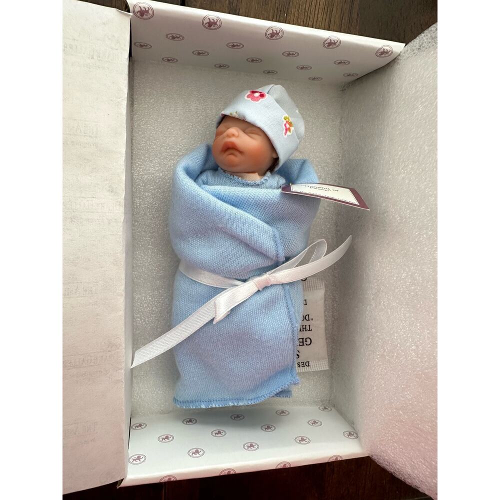 Ashton Drake 'Handful of Peace' "Heavenly Handfuls" Mini Collection Doll 2007